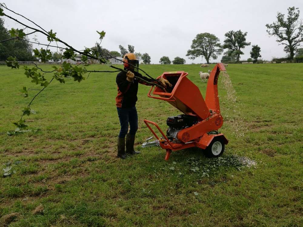 15hp Towable Petrol Chipper