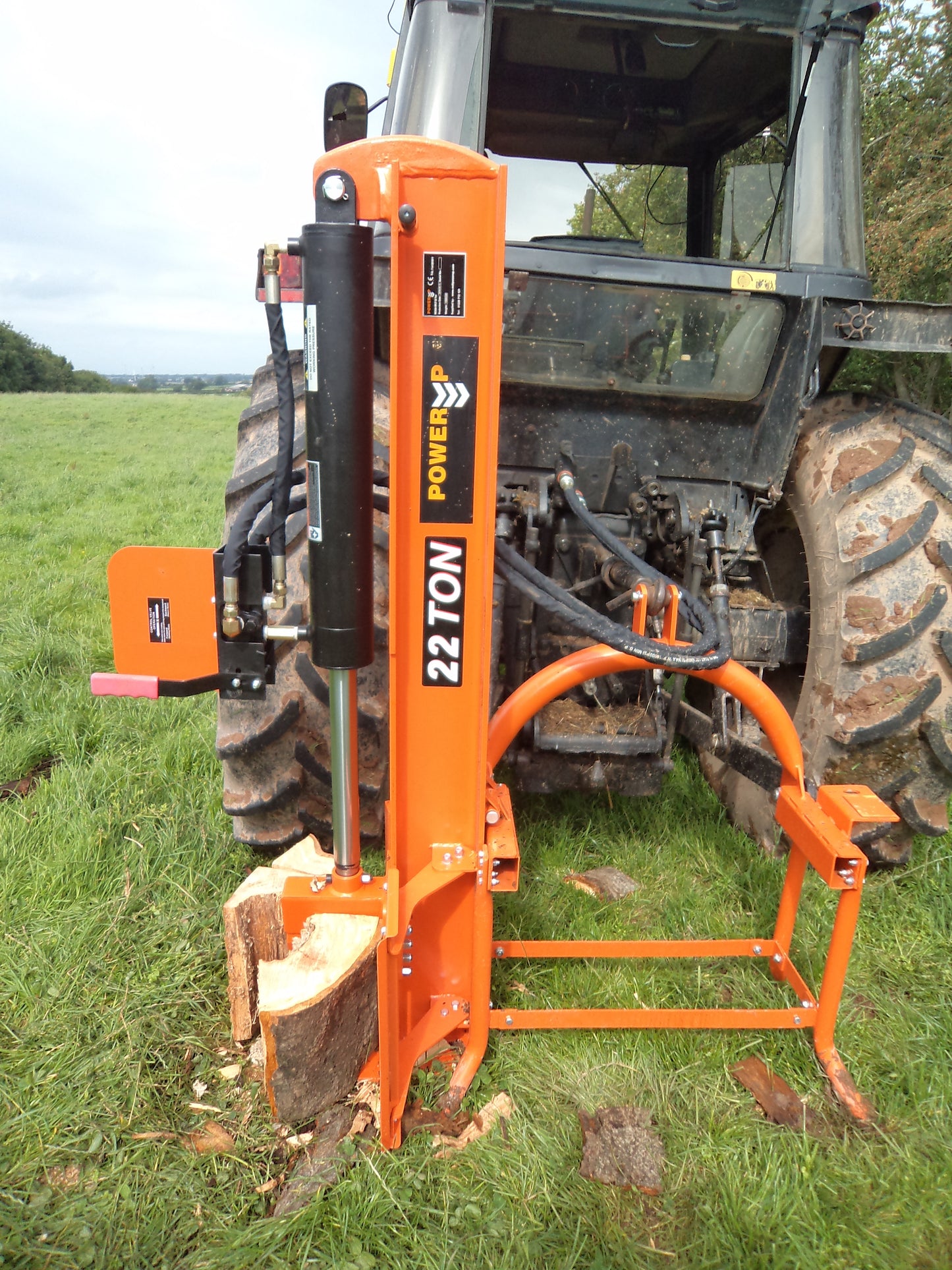 Tractor Mounted 22 Ton Log Splitter
