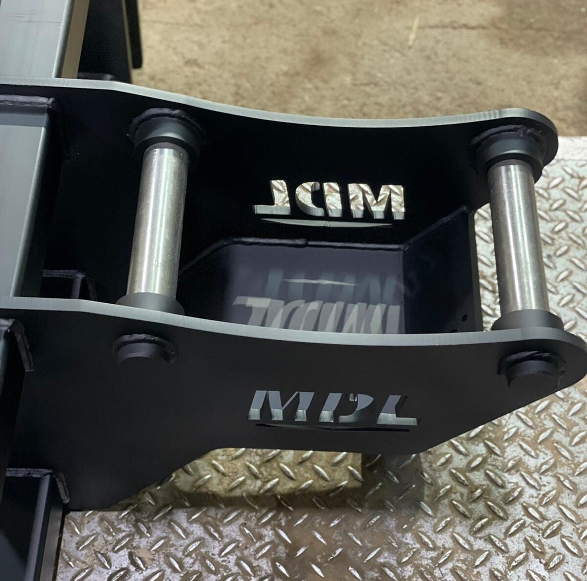Excavator to Headstock Attachment Adaptor