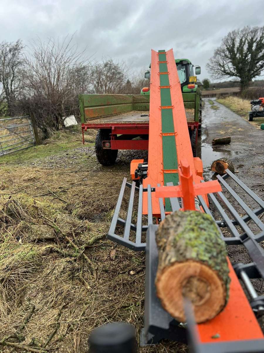 Powerup Log Conveyor