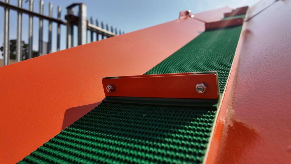 Powerup Log Conveyor