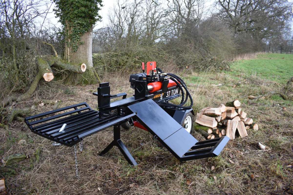 Petrol Log Splitter with Lift