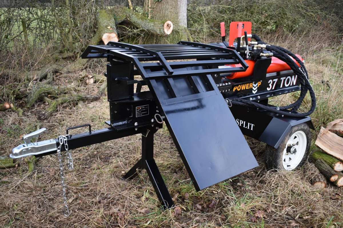 Petrol Log Splitter with Lift